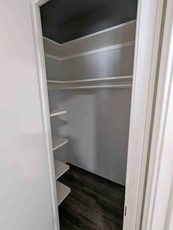 225 Conniston Rd #4 - Photo 6 of 7