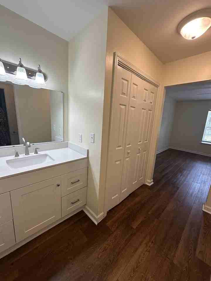 2203 1st Blvd Apt 501 #501 - Photo 6 of 7