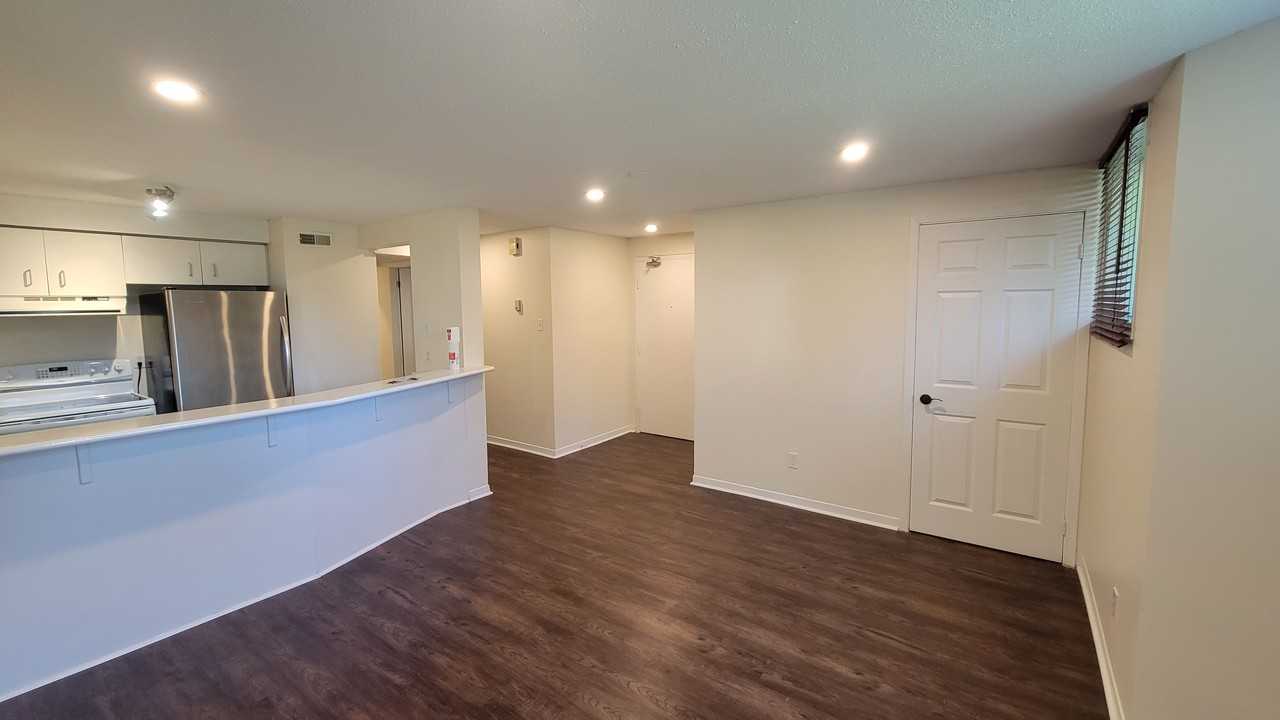 1118 Rockingham Avenue #1 - Photo 3 of 11