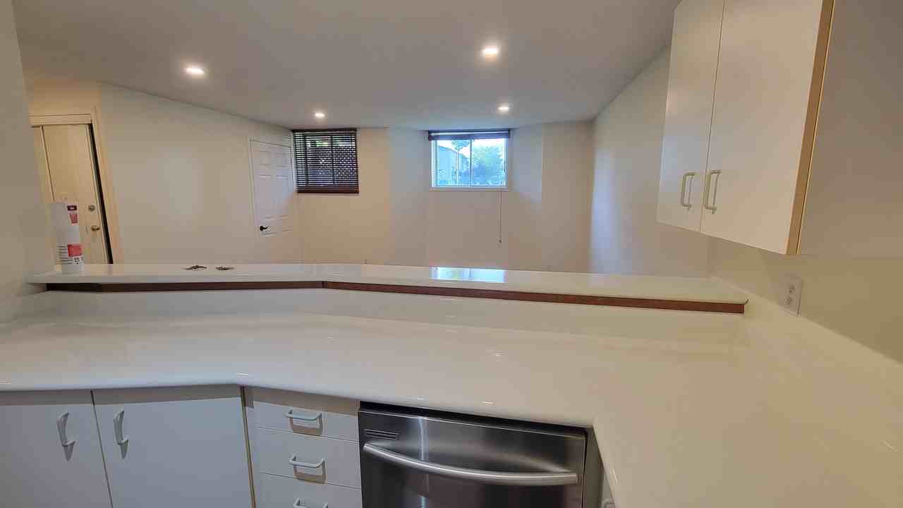 1118 Rockingham Avenue #1 - Photo 5 of 11