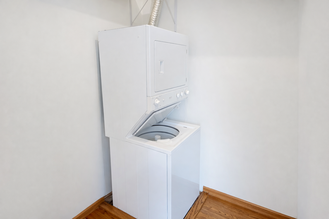 2375 W Montana St #2B - Photo 4 of 7