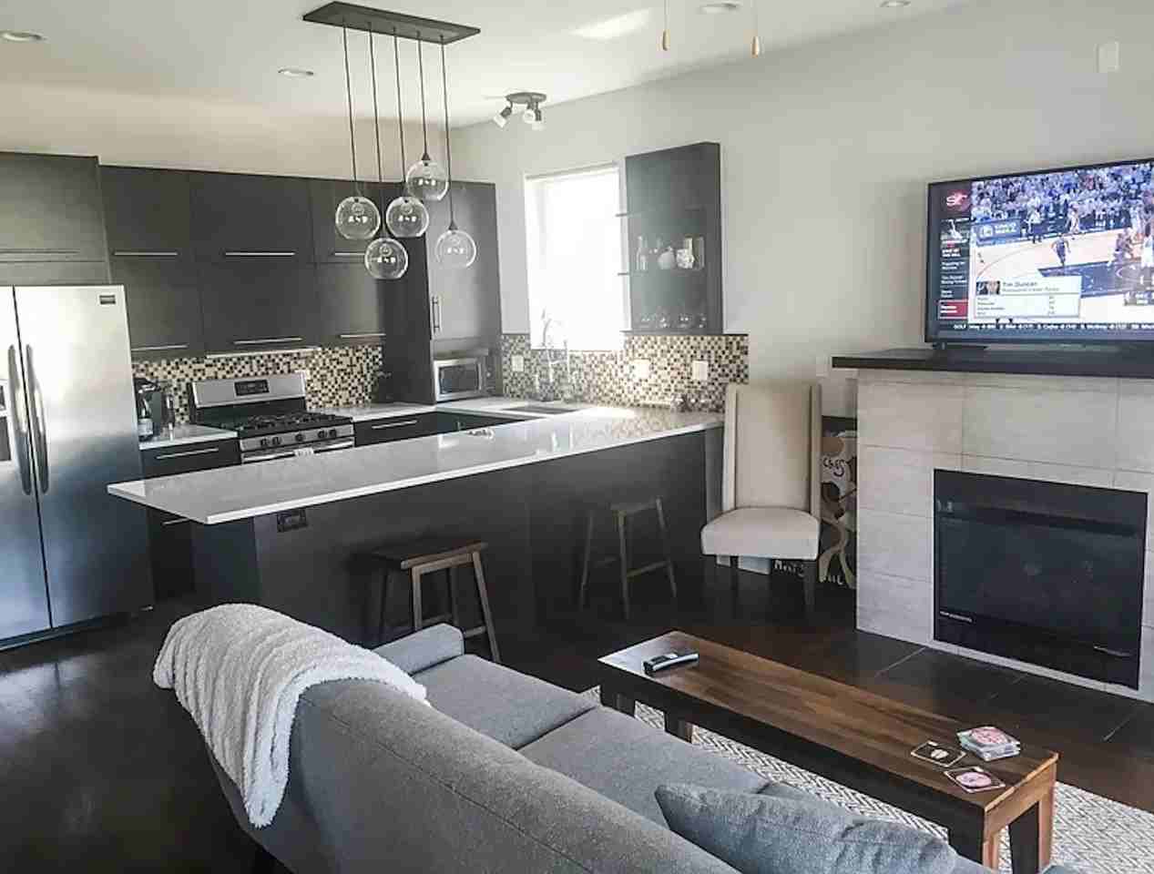 1916 N Kedzie Ave #1R - Photo 2 of 10