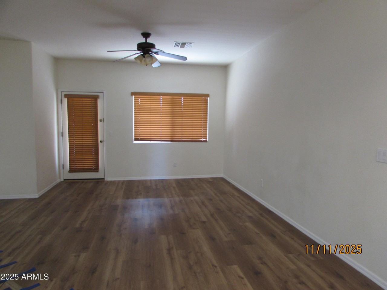 102 N 118th Ave - Photo 4 of 16