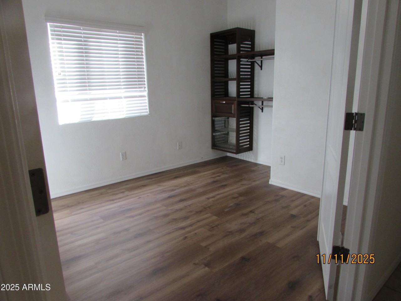 102 N 118th Ave - Photo 7 of 16