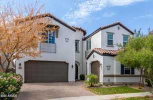 featured image of 2931 E Madison Vistas Dr