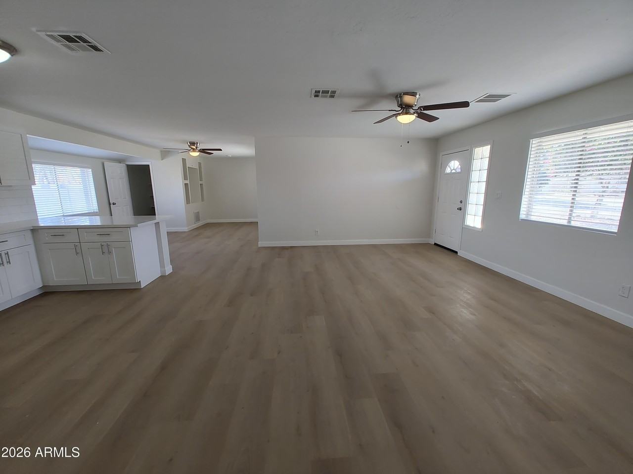 2316 E Karen Dr - Photo 5 of 23