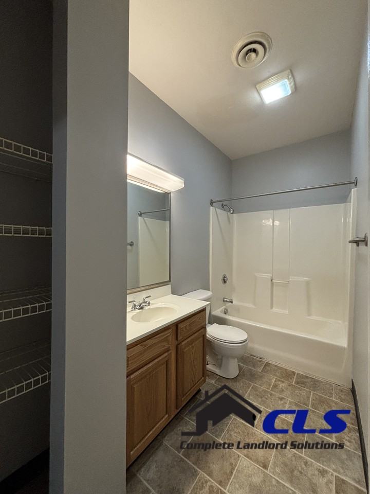 1400 North Avenue - 111 #111 - Photo 7 of 9