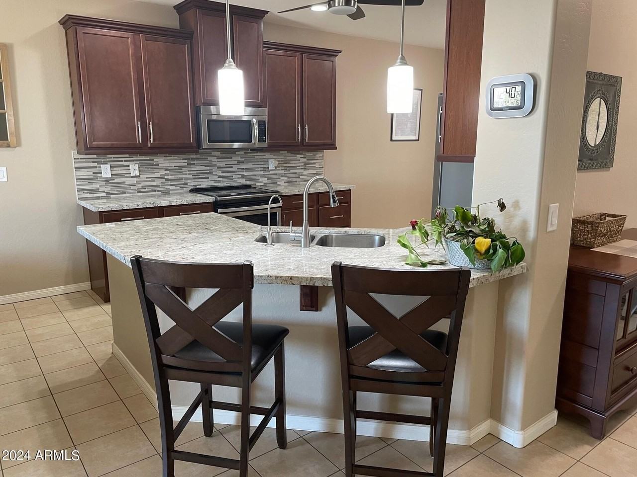 17701 W Cedarwood Ln - Photo 3 of 19