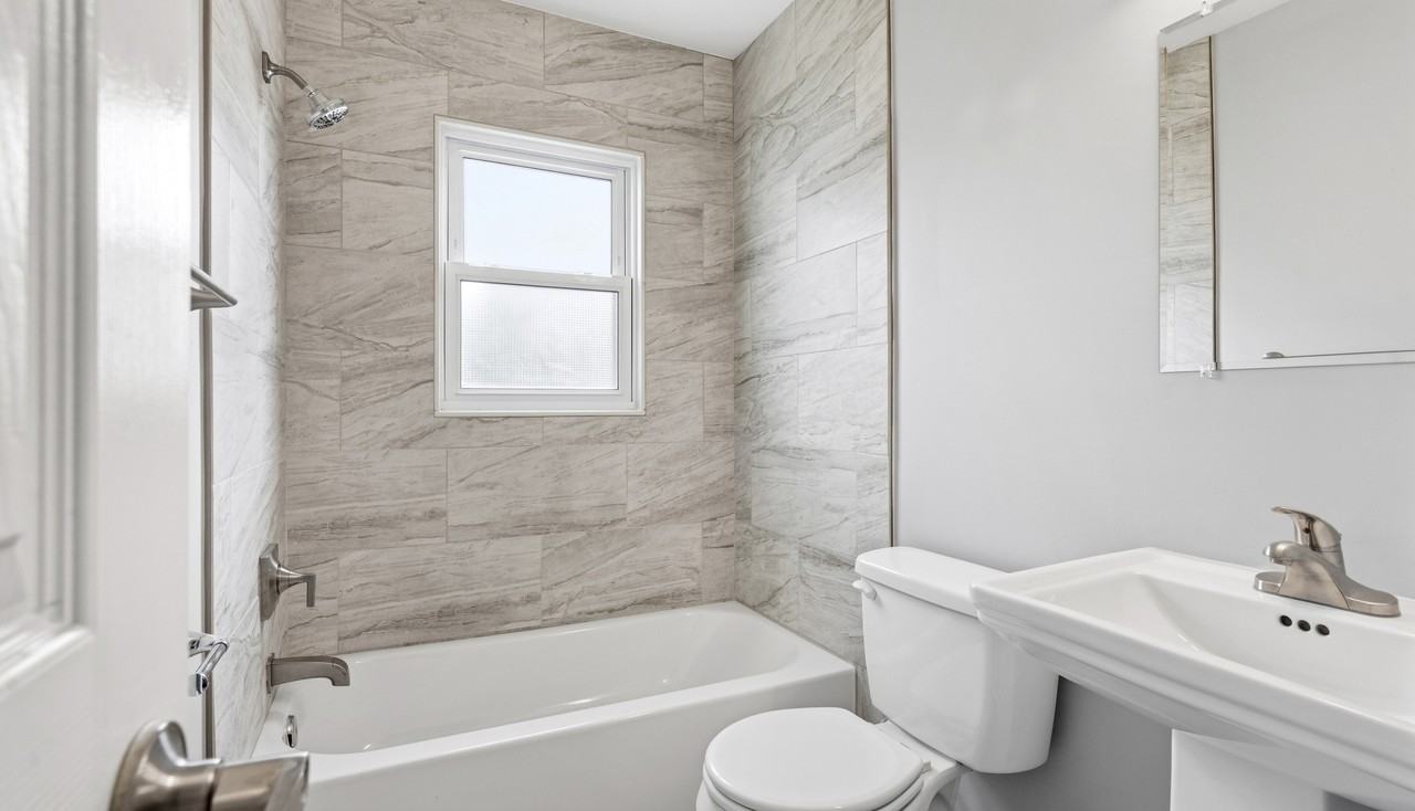 1065 E Cross St #1 - Photo 4 of 13