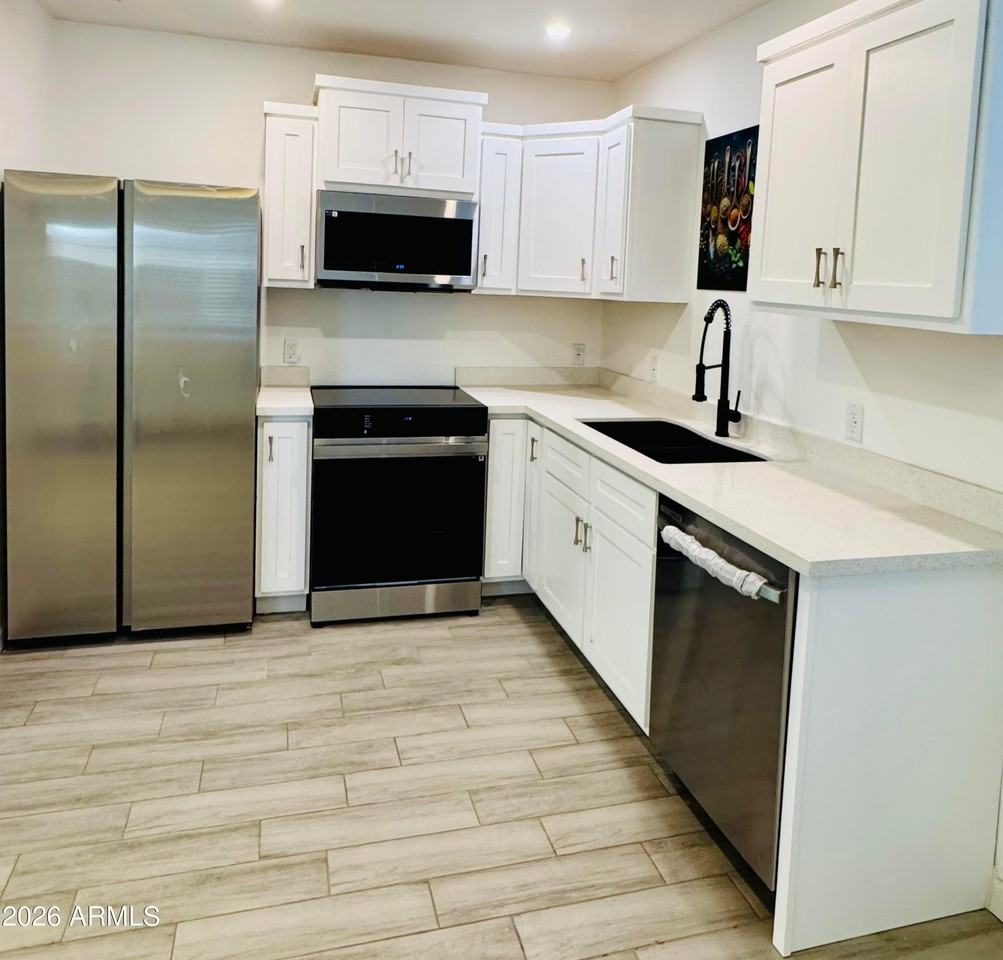 1411 N 5th St - Photo 4 of 9