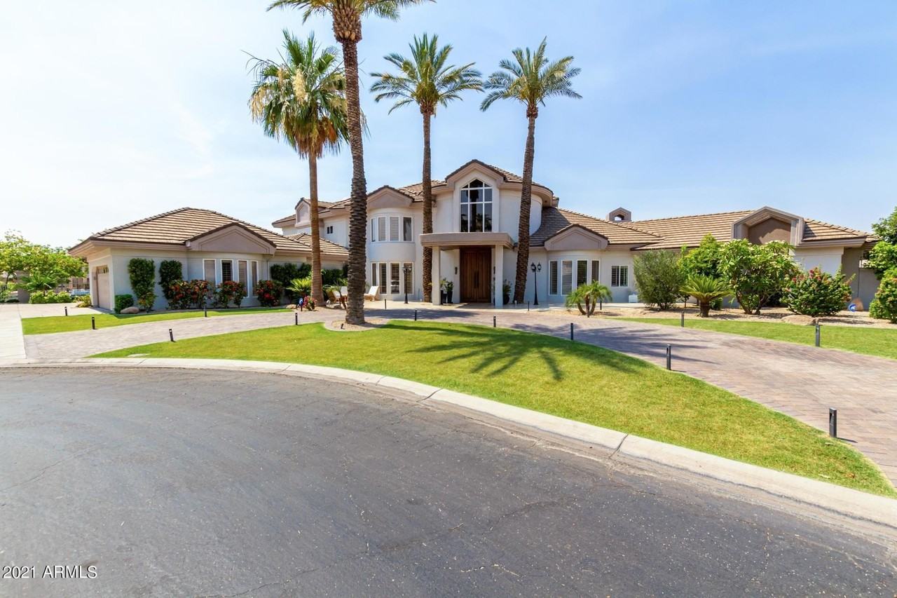 1502 E Treasure Cove Dr - Photo 2 of 47