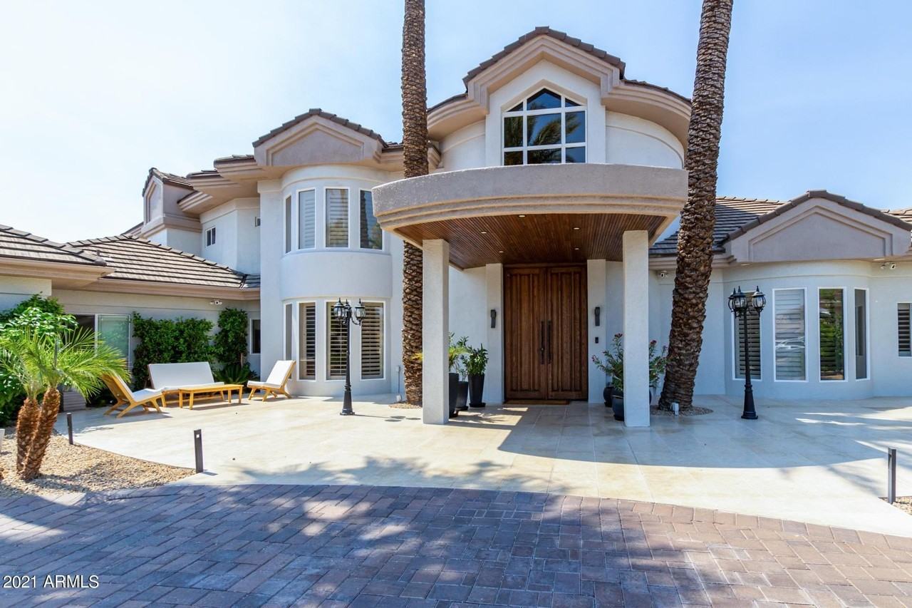 1502 E Treasure Cove Dr - Photo 4 of 47