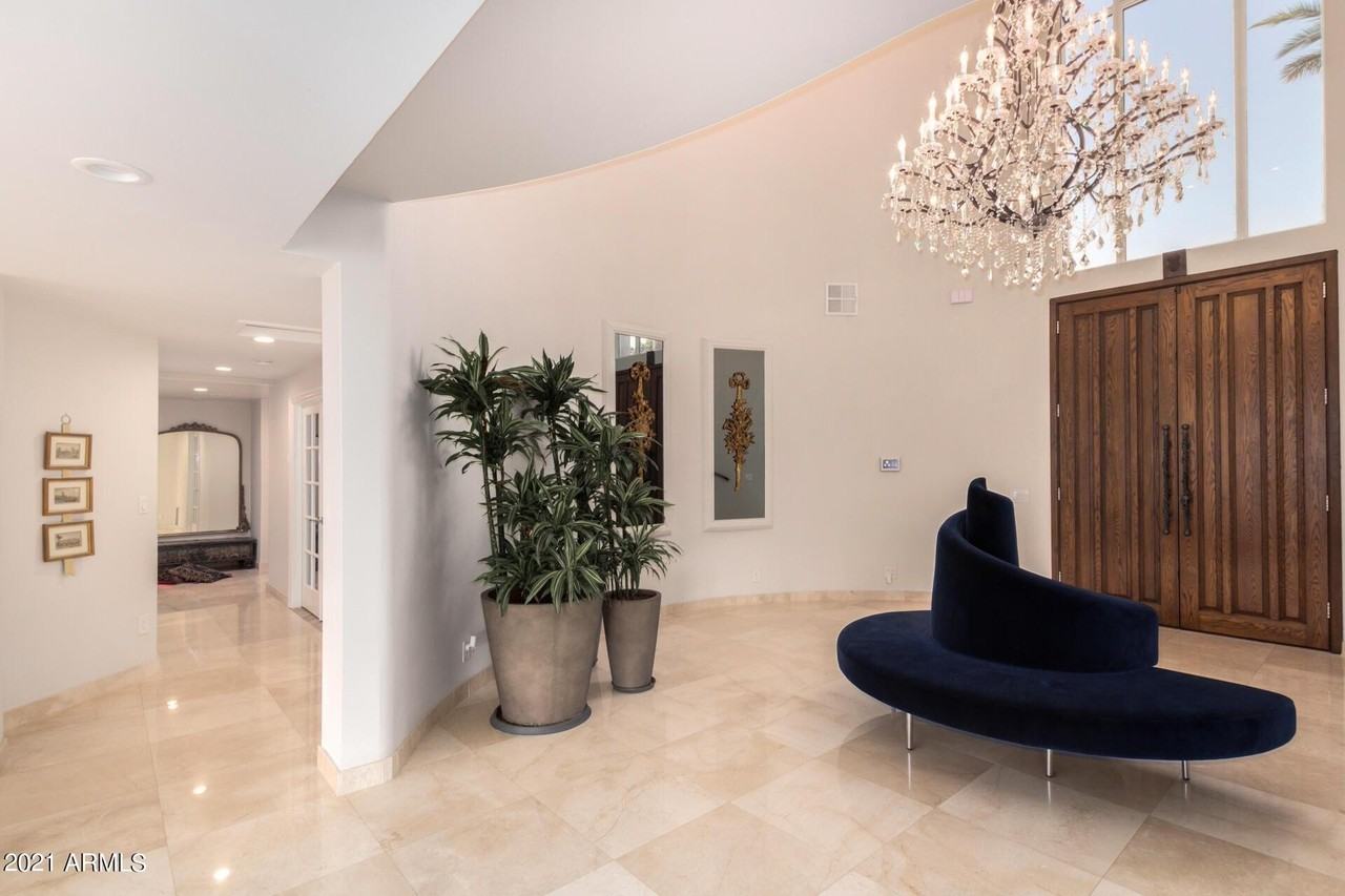 1502 E Treasure Cove Dr - Photo 6 of 47