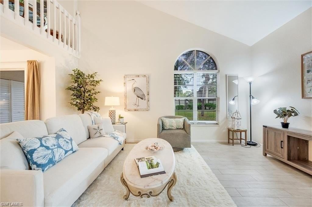 940 Augusta Blvd Unit D939 - Photo 4 of 26