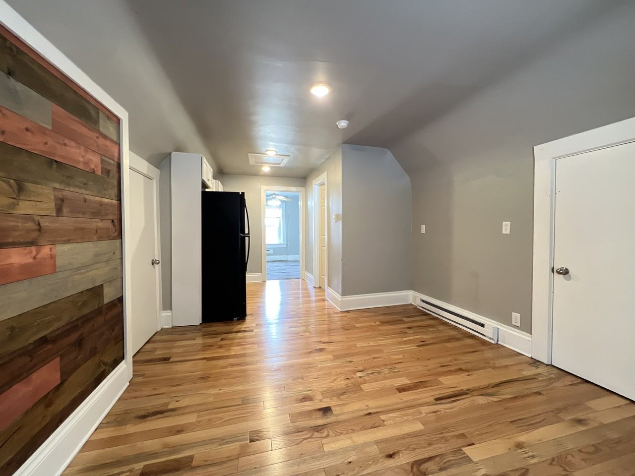 721 Bluff St #4 - Photo 2 of 12