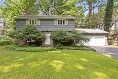 485 Oakridge Dr - Photo 1 of 1