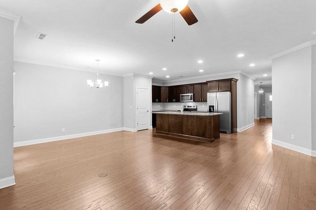 5120 Meadowbend Dr Ne - Photo 4 of 20