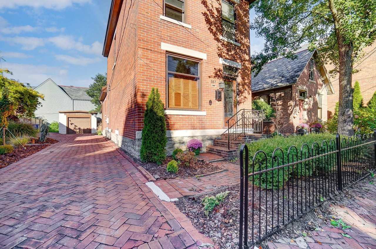 557 S Grant Ave - Photo 5 of 50