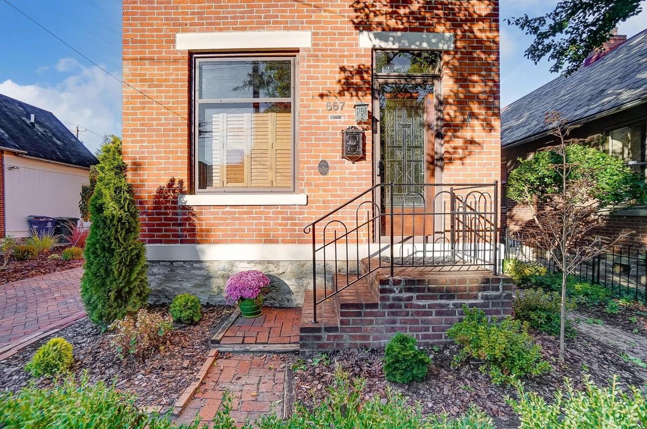 557 S Grant Ave - Photo 6 of 50