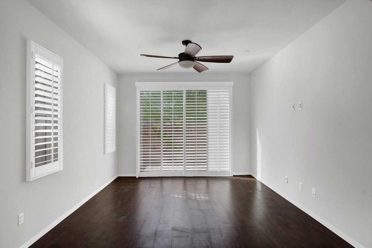 607 Calle Vibrante - Photo 4 of 31