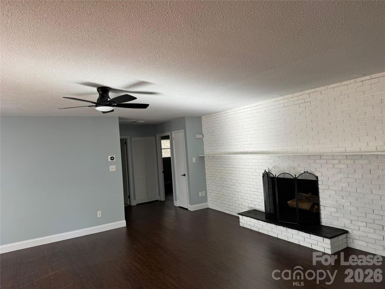 4488 Giles Ave - Photo 6 of 15