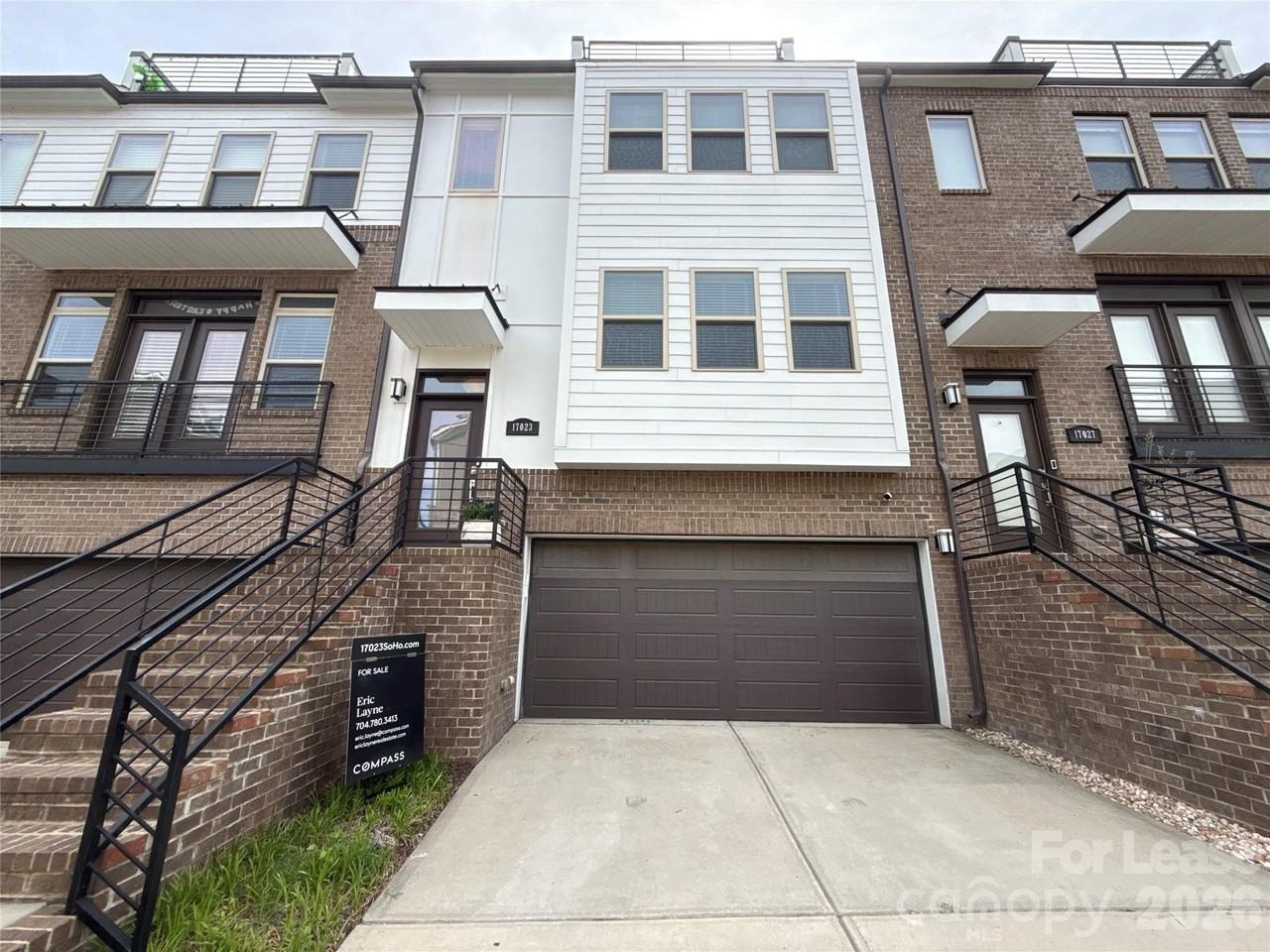 17023 Soho Dr - Photo 2 of 48