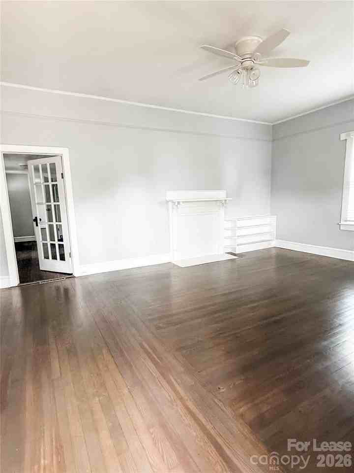 428 West Ave - Photo 2 of 7