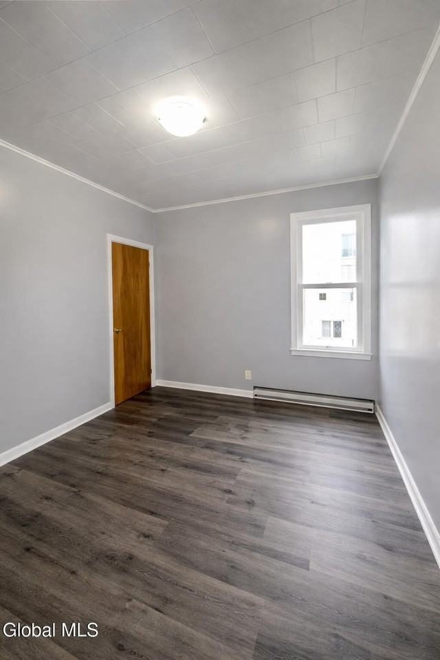 300 Division St Unit 2 - Photo 4 of 13