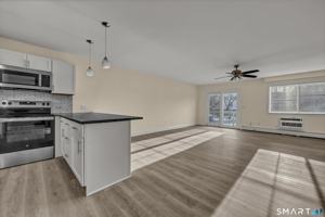 featured image of 115 Park Ave Unit 21