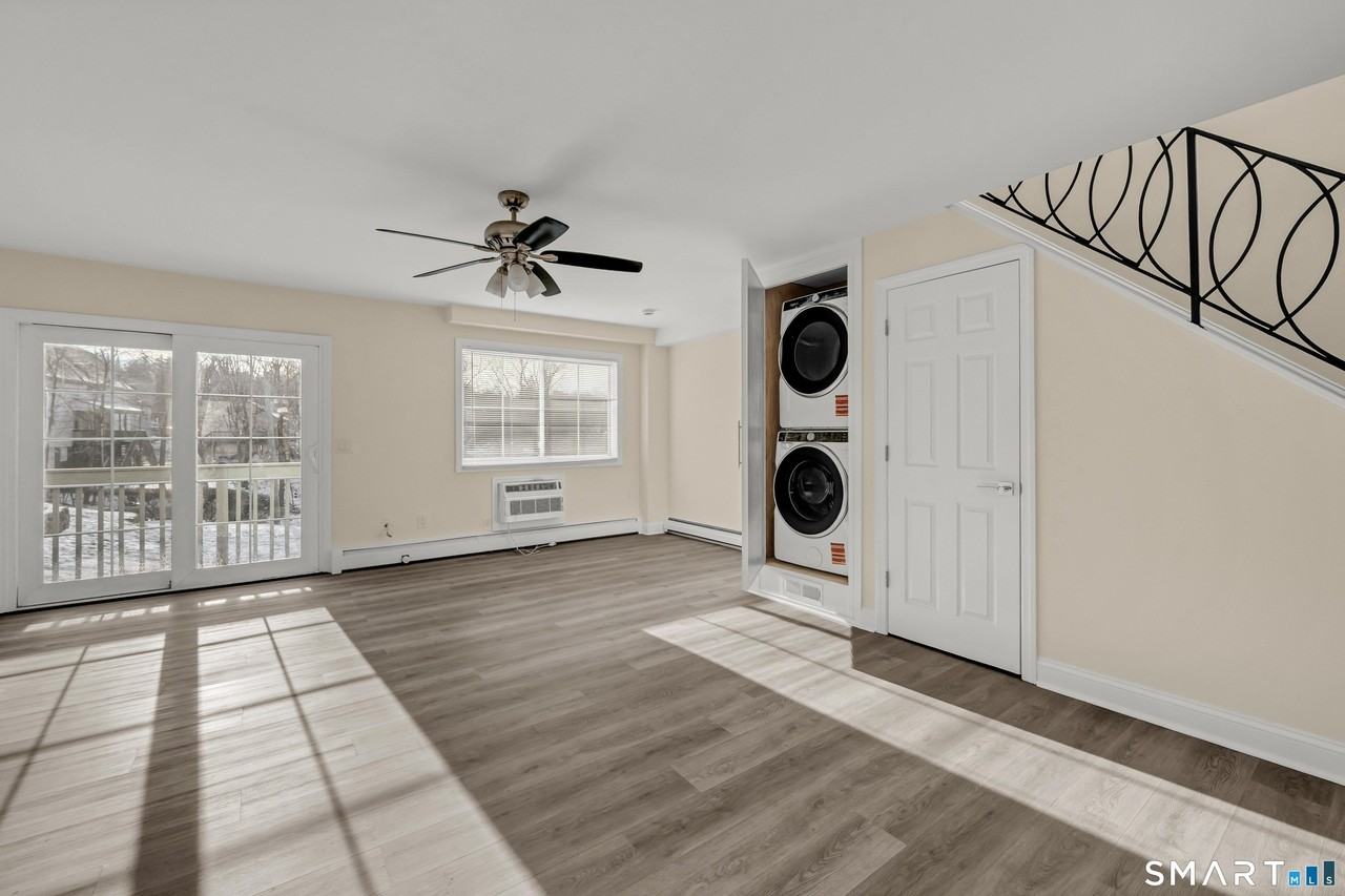 115 Park Ave Unit 21 - Photo 3 of 35