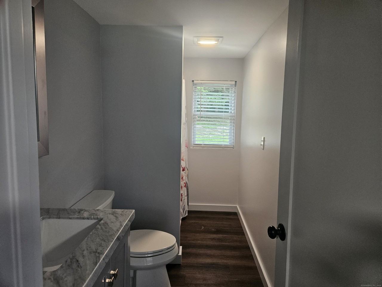 382 Flanders Rd - Photo 7 of 14