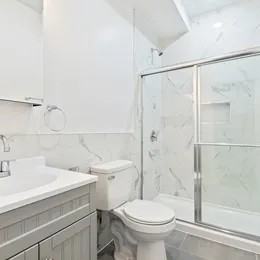 5437 S University Ave #A - Photo 5 of 8