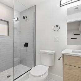 5430 S University Ave #A - Photo 4 of 8