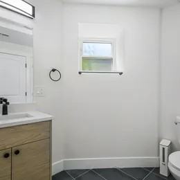 5430 S University Ave #A - Photo 7 of 8