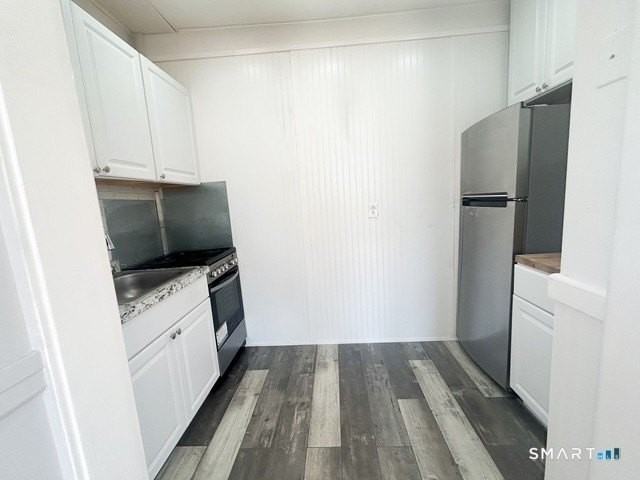 179 Montauk Ave Apt 3 - Photo 5 of 11