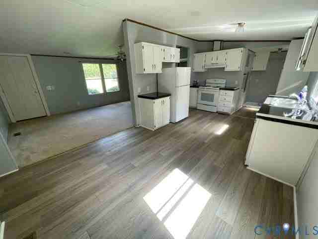 3821 Howell Rd - Photo 5 of 13