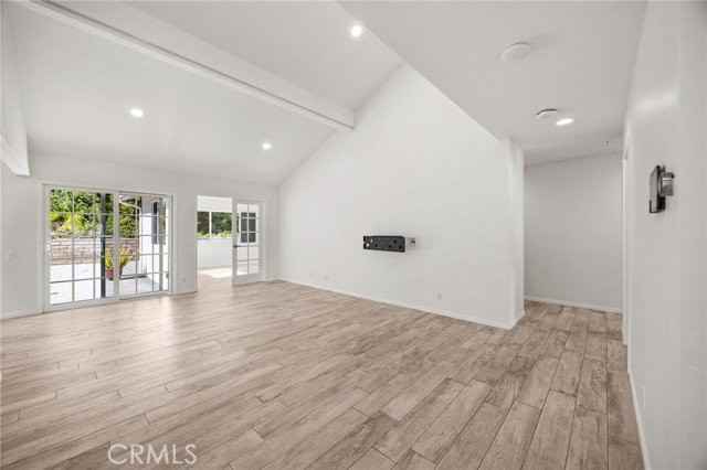 26941 Floresta Ln - Photo 3 of 8