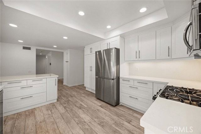 26941 Floresta Ln - Photo 6 of 8