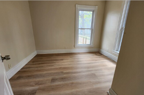 46 Kenwood Ave #2 - Photo 4 of 8