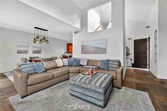 23039 Park Privado - Photo 6 of 8