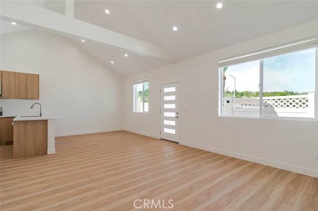 7570 Chaminade Ave - Photo 3 of 8