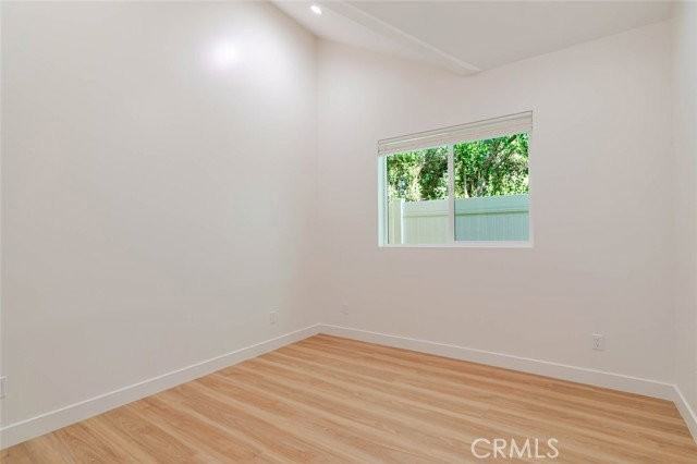 7570 Chaminade Ave - Photo 7 of 8