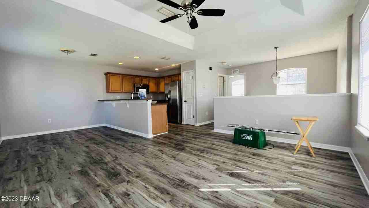 1577 Megan Bay Cir - Photo 4 of 29