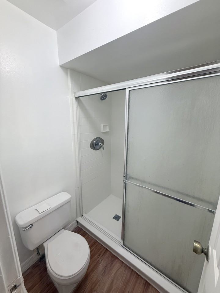 232 Riverbend Dr #1 - Photo 6 of 12