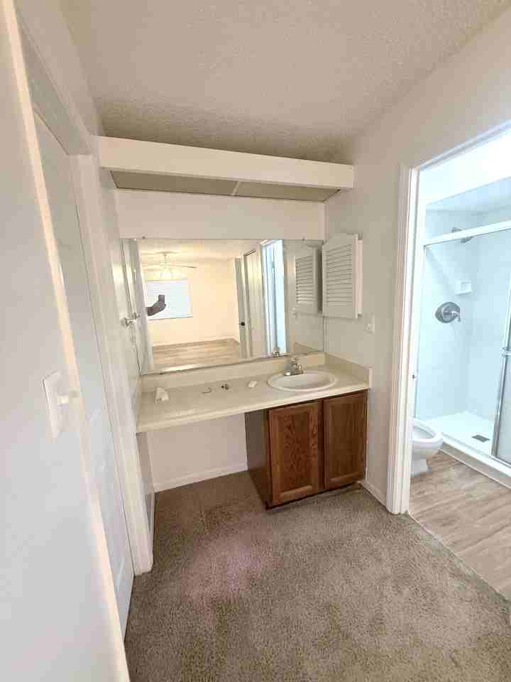 232 Riverbend Dr #1 - Photo 7 of 12