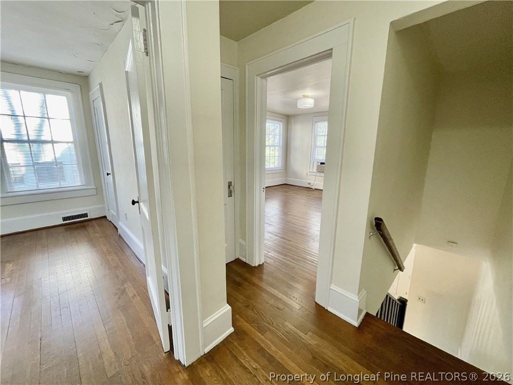 117 Woodside Ave Unit 117 - Photo 7 of 13