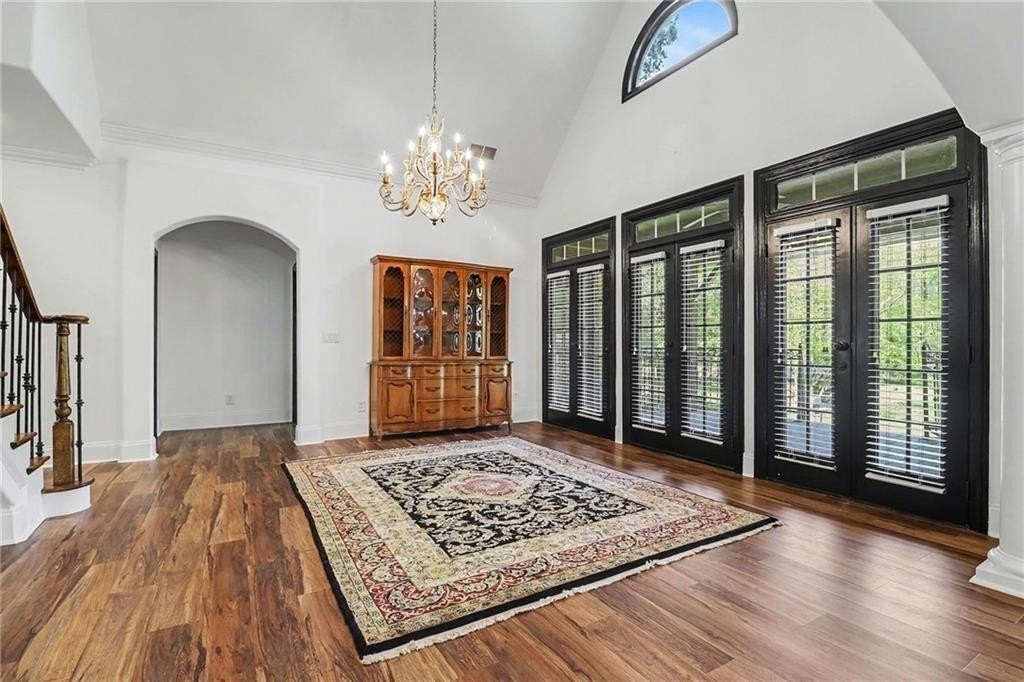 3950 Spalding Dr - Photo 5 of 27