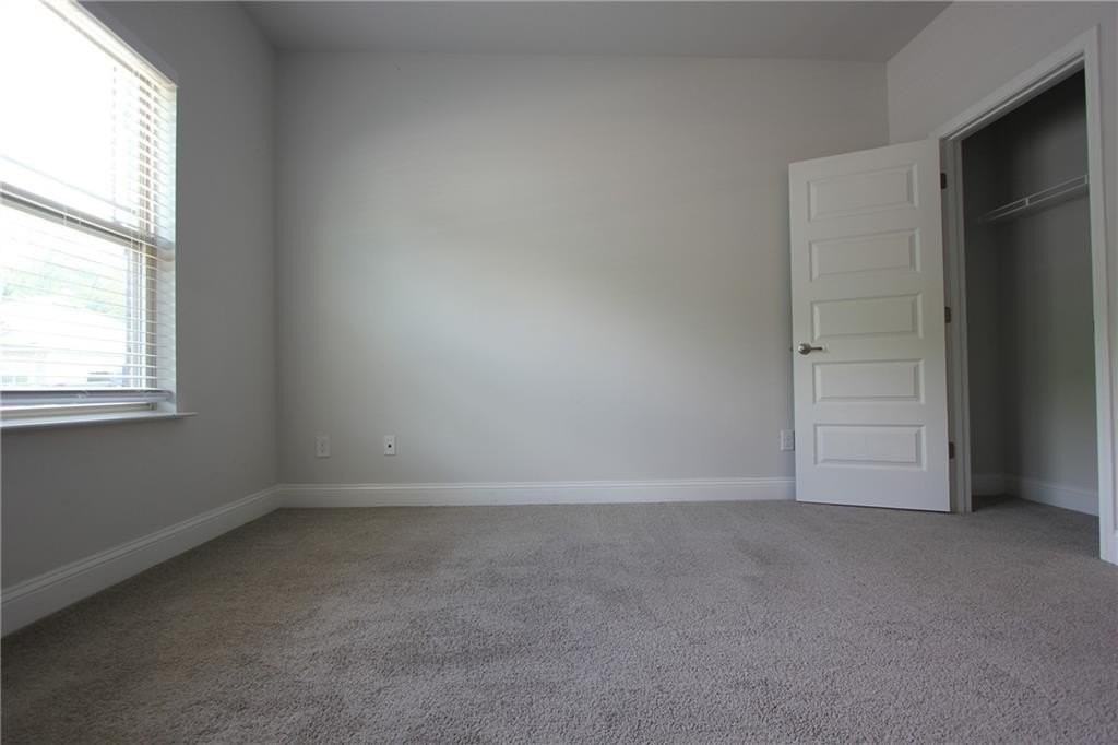 54 Parks Trl - Photo 6 of 40