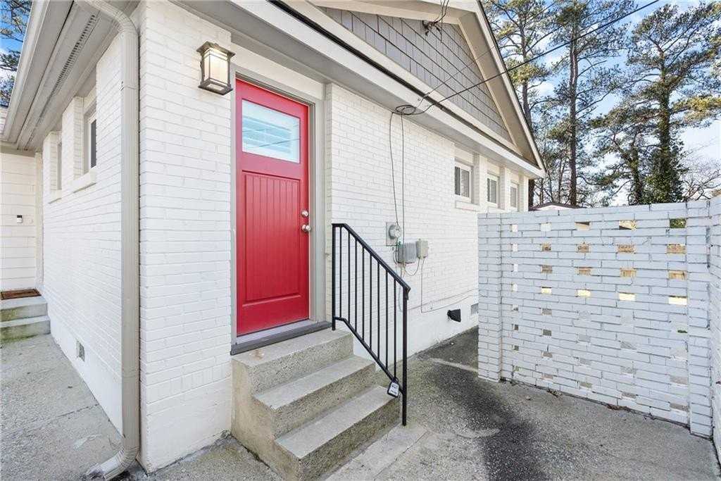 2026 Harwinor Rd Se - Photo 5 of 35