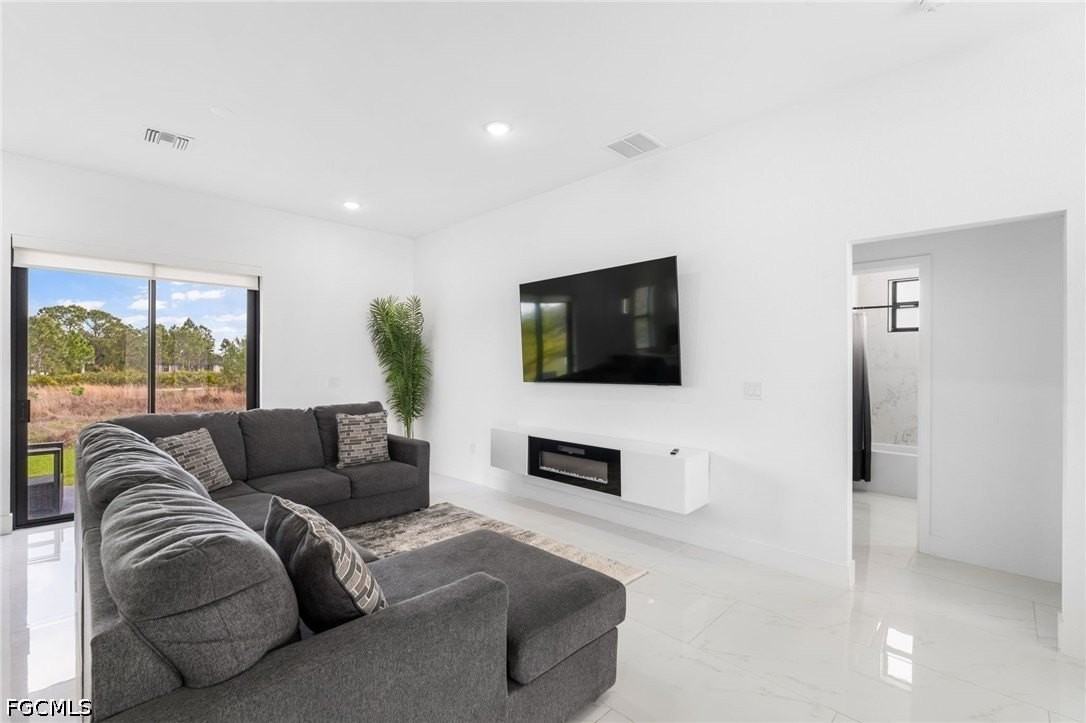 2608 25th St W - Photo 7 of 30